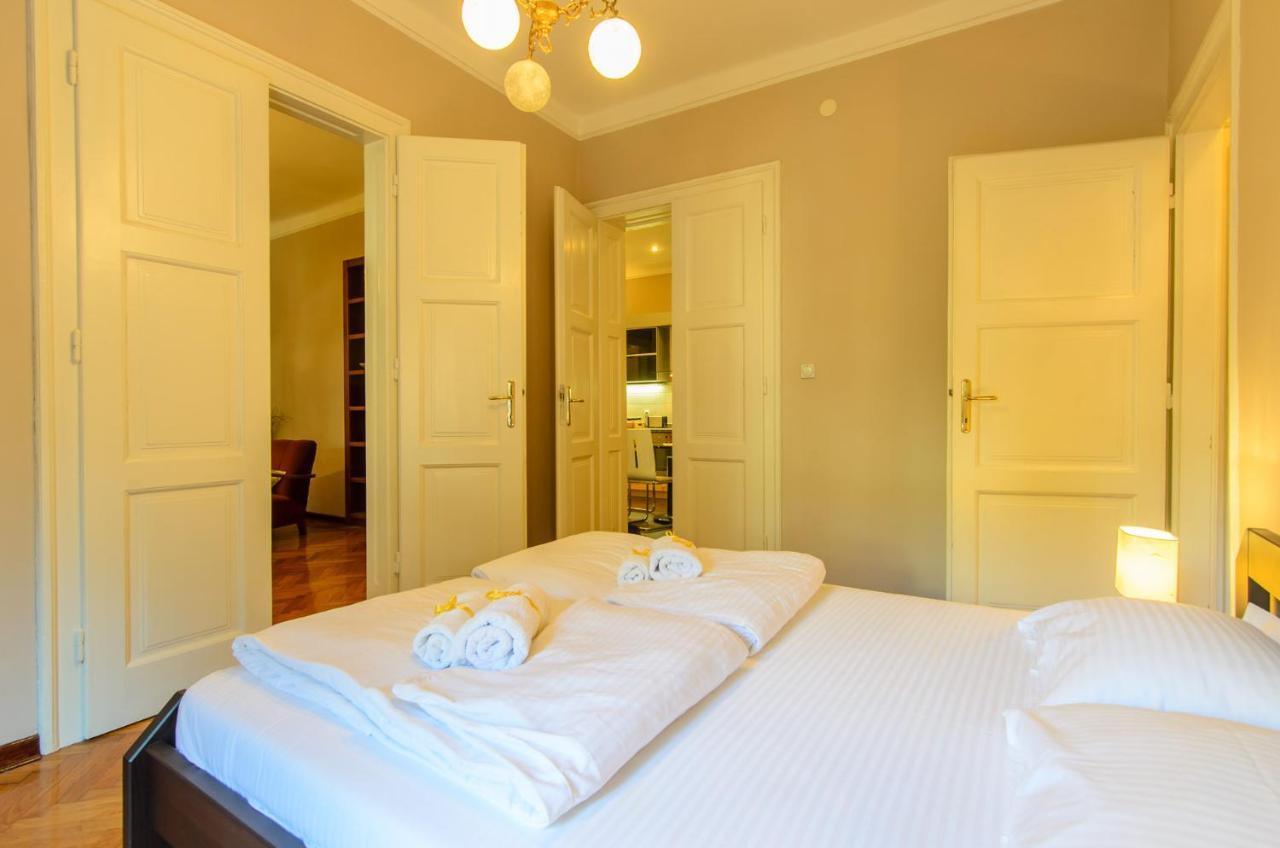 Apartment Greenview Belgrado Buitenkant foto